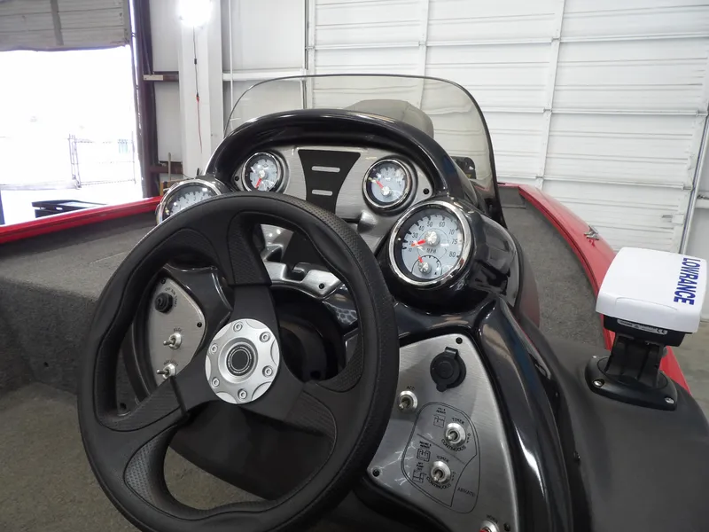 Slide: The Image of Tracker Proteam 175 2018 - 16