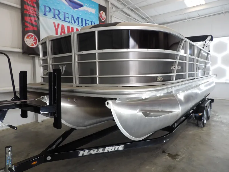 Slide: The Image of Trifecta 22RFLE275 2023 - 3