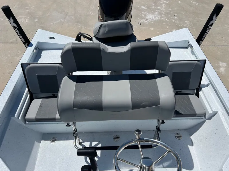 Slide: The Image of Xpress H20B Bay 2025 - 20