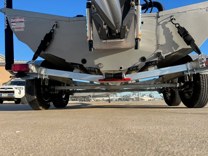 Slide: The Image of Xpress H210B Bay 2025 - 12