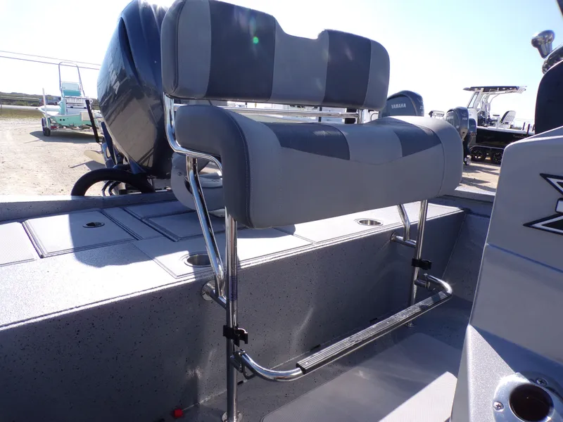 Slide: The Image of Xpress H210B Bay 2025 - 22