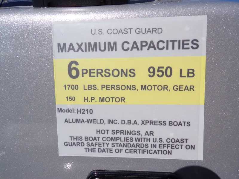 Slide: The Image of Xpress H210B Bay 2025 - 24