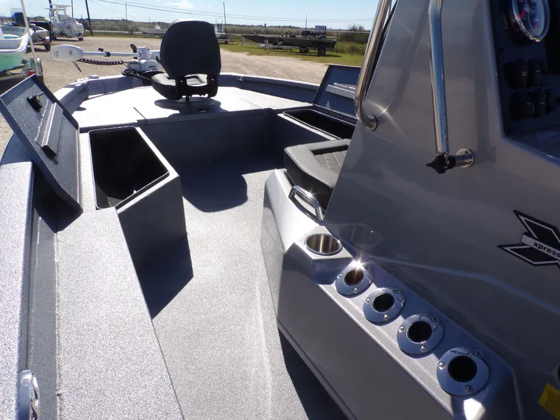 Slide: The Image of Xpress H22B Bay 2026 - 27