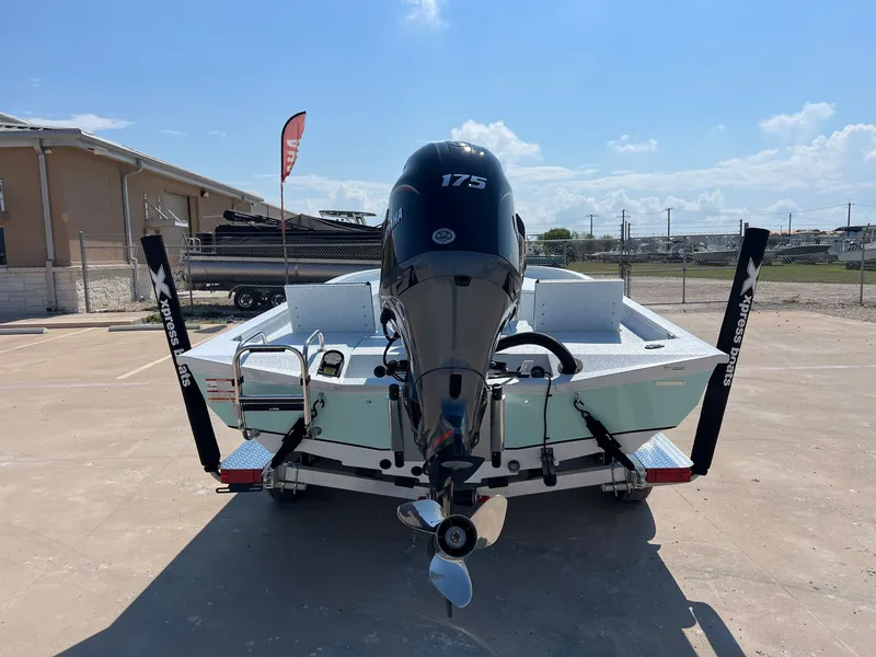 Slide: The Image of Xpress H22B Bay 2026 - 9