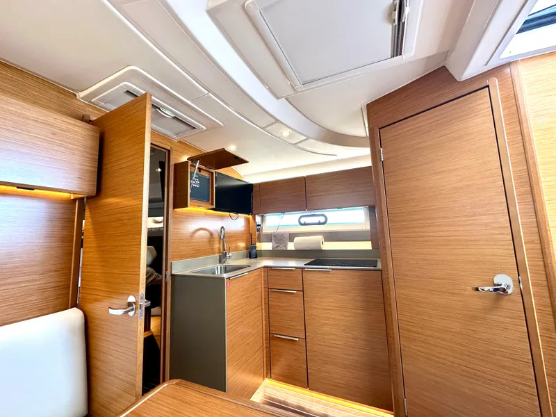 Slide: The Image of Bavaria Sport 360 HT 2016 - 68