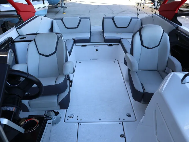 Slide: The Image of Yamaha 252XE 2022 - 11