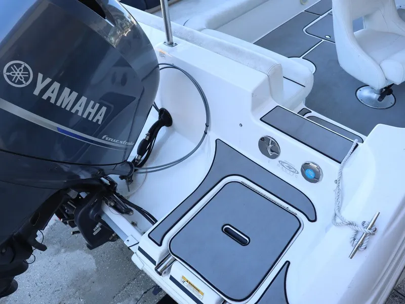 Slide: The Image of Hurricane SUNDECK SPORT SS 201 OB 2014 - 6