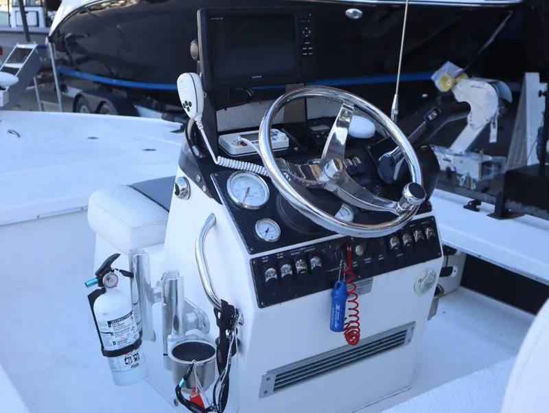 Slide: The Image of Sterling TR7 2017 - 15