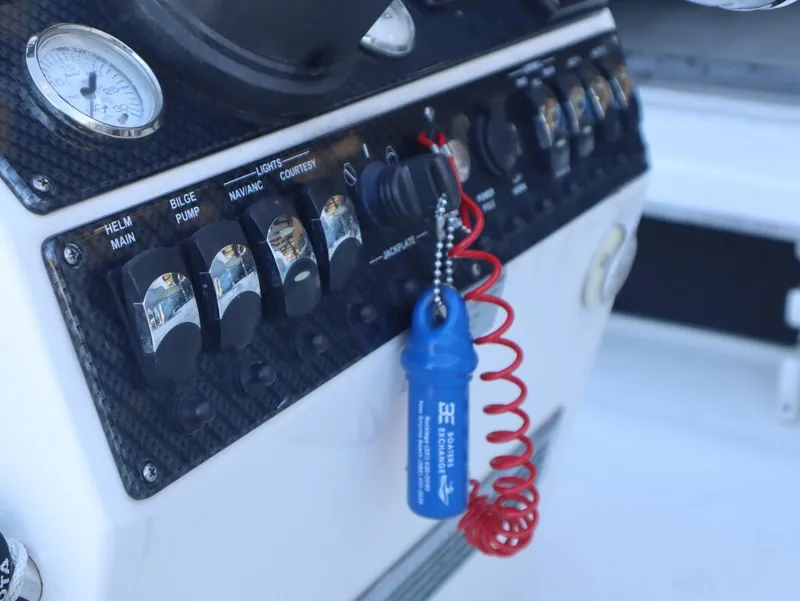 Slide: The Image of Sterling TR7 2017 - 18