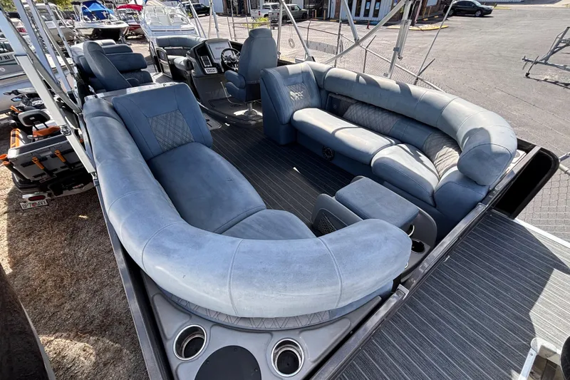 Slide: The Image of 2021 Premier 270 Intrigue RF boat with luxurious seating and modern interior design. - 25