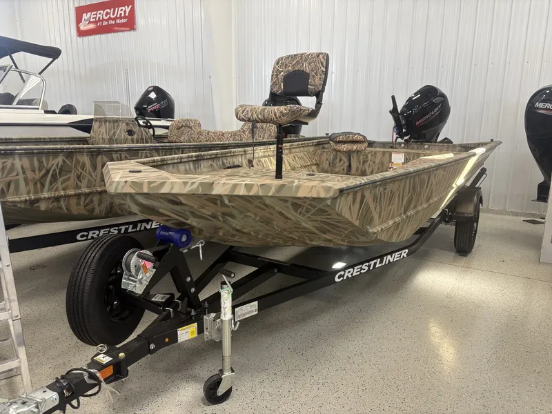 The Image of Crestliner 1760 RETREIVER DELUXE TILLER 2026 - 1