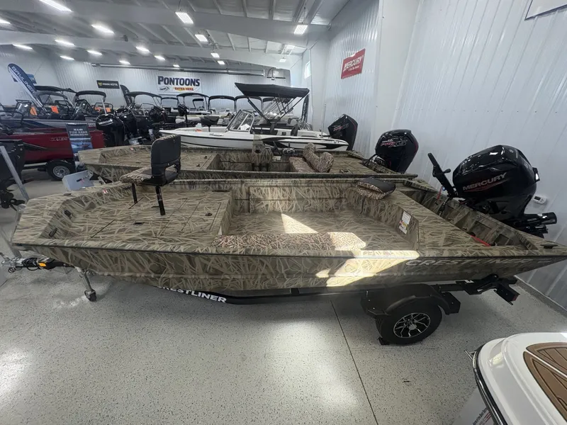 Slide: The Image of Crestliner 1760 RETREIVER DELUXE TILLER 2026 - 8