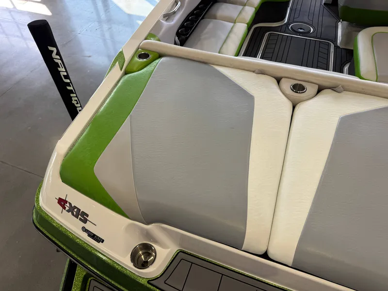 Slide: The Image of Axis T22 2014 - 11