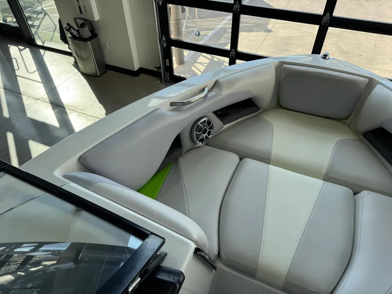 Slide: The Image of Axis T22 2014 - 18