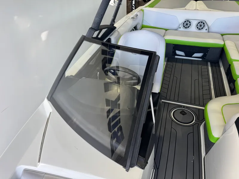 Slide: The Image of Axis T22 2014 - 19