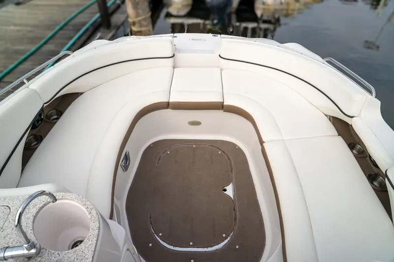 Slide: The Image of Four Winns Fun Ship F244 BR 2008 - 9