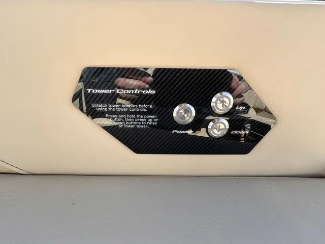 Slide: The Image of Nautique Super Air Nautique G23 2026 - 15