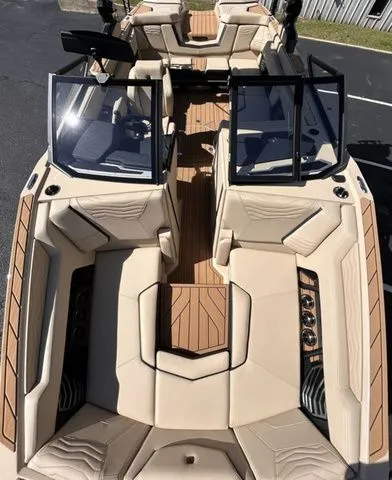 Slide: The Image of Nautique Super Air Nautique G23 2026 - 4