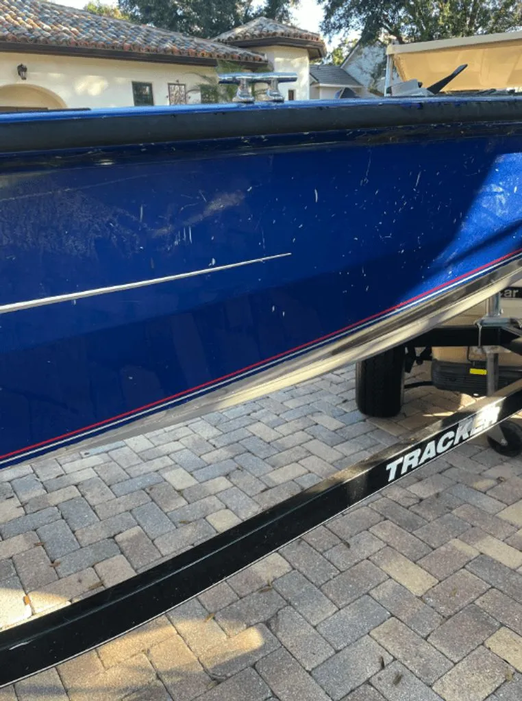 Slide: The Image of Tracker Pro Team 2015 - 10