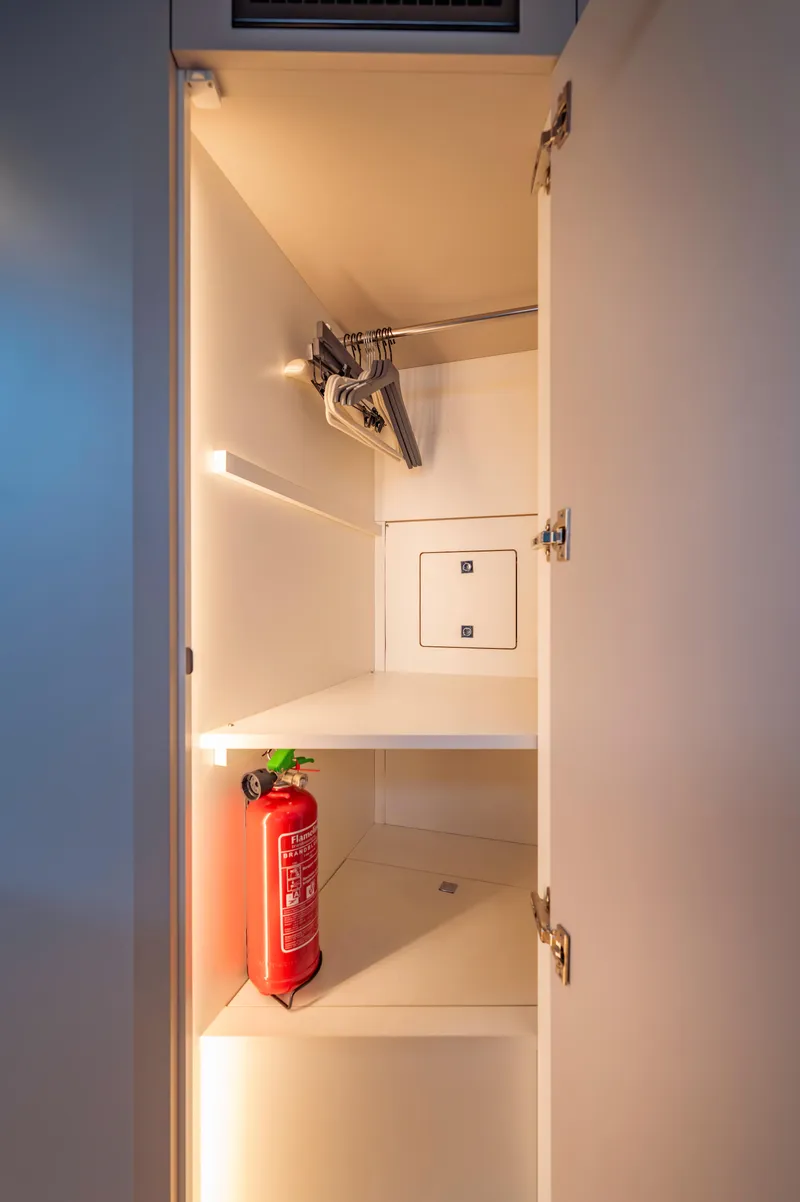 Slide: The Image of Vanquish VQ45 2023 - 59