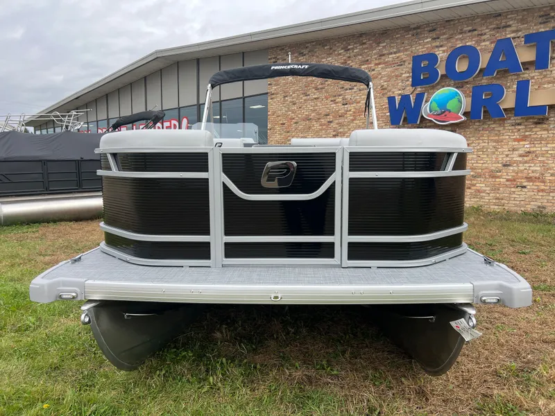 Slide: The Image of Princecraft Vectra 23 RL 2026 - 28