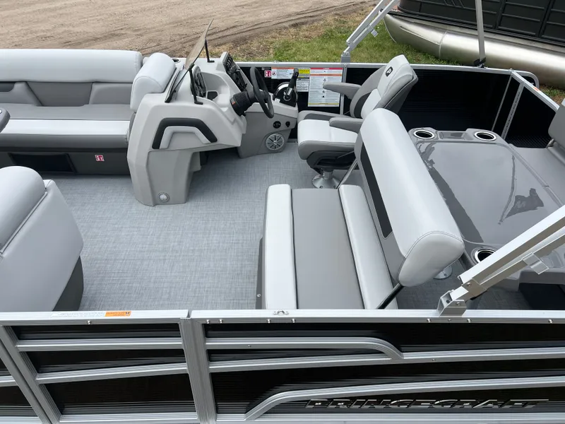 Slide: The Image of Princecraft Vectra 23 RL 2026 - 3