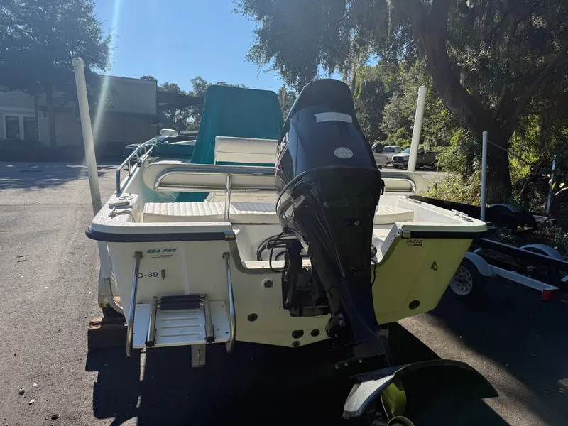 Slide: The Image of Sea Pro SV 2100 CC 2002 - 3