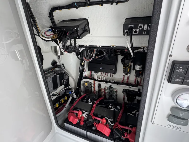 Slide: The Image of Contender T 25T 2025 - 22