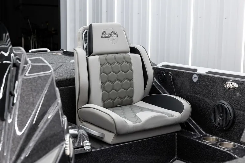 Slide: The Image of Bass Cat Lynx STS 2026 - 16