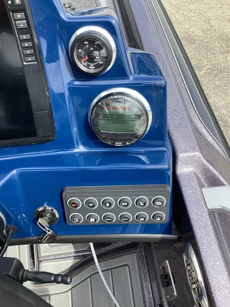 Slide: The Image of Bass Cat Lynx STS 2026 - 45