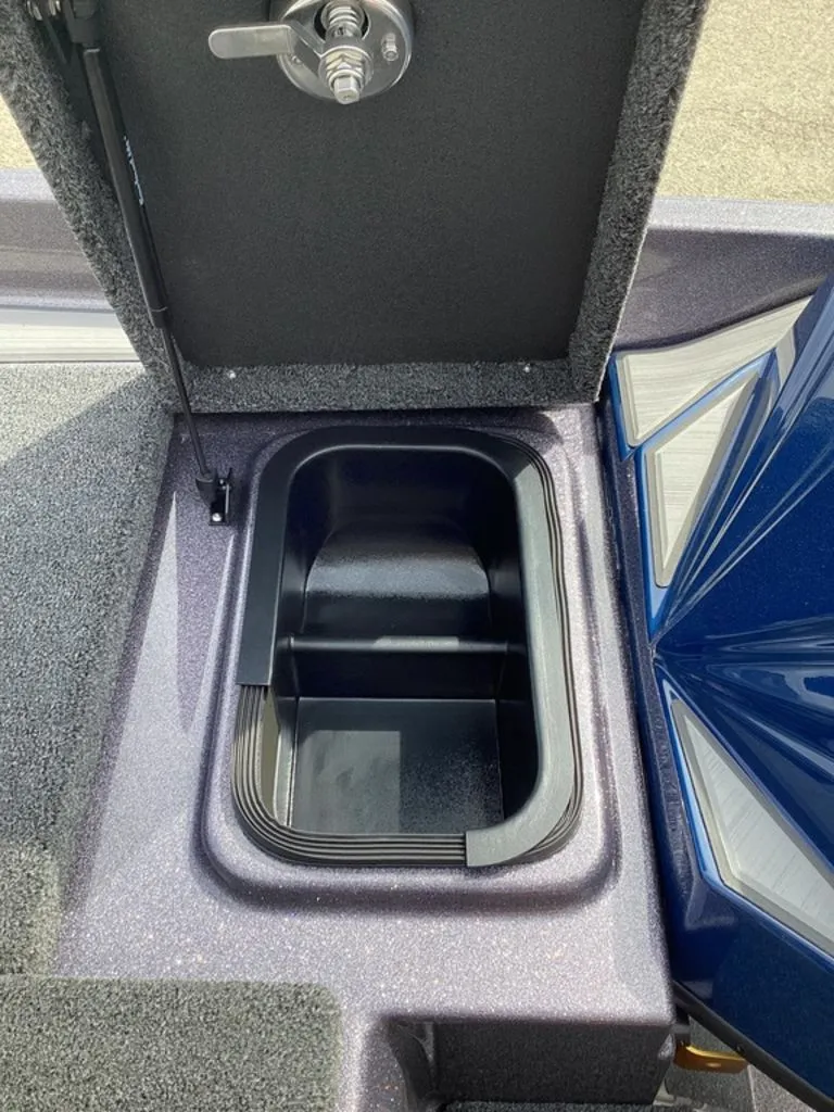 Slide: The Image of Bass Cat Lynx STS 2026 - 55