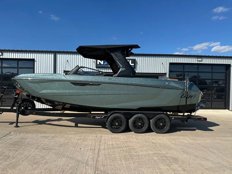 The Image of Tigé Ultré 25ZX 2026 - 1