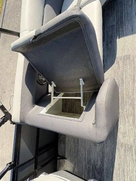 Slide: The Image of Viaggio Lago X24U 2026 - 23