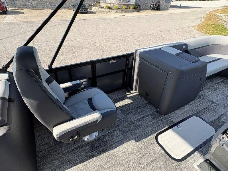 Slide: The Image of Viaggio Lago X24U 2026 - 27