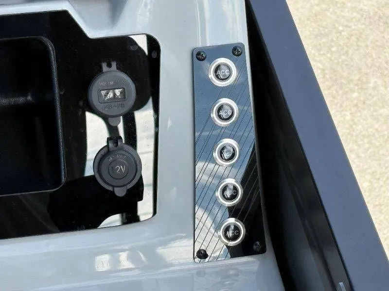 Slide: The Image of Viaggio Lago X24U 2026 - 31