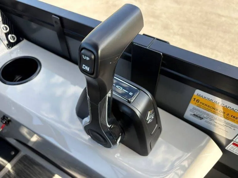 Slide: The Image of Viaggio Lago X24U 2026 - 39