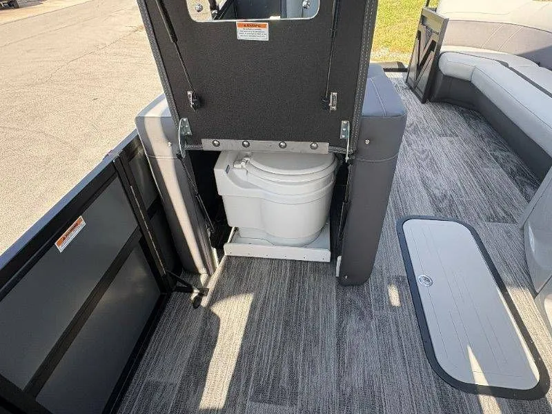 Slide: The Image of Viaggio Lago X24U 2026 - 46