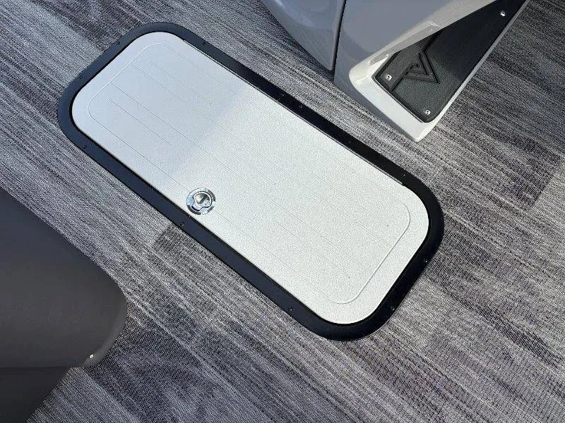 Slide: The Image of Viaggio Lago X24U 2026 - 50