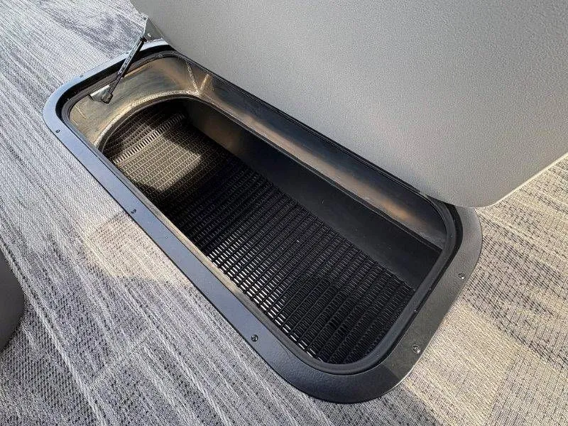 Slide: The Image of Viaggio Lago X24U 2026 - 51