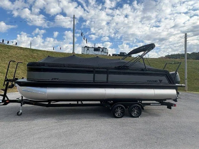 Slide: The Image of Viaggio Lago X24U 2026 - 58