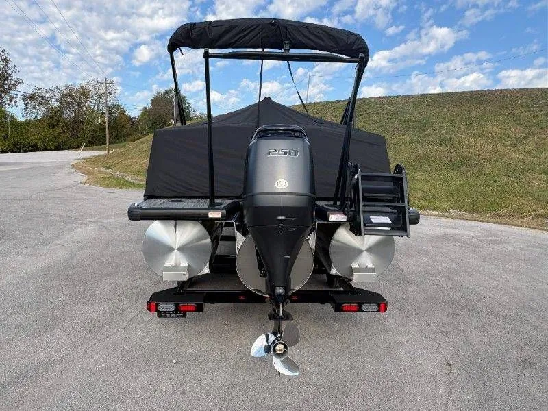 Slide: The Image of Viaggio Lago X24U 2026 - 60