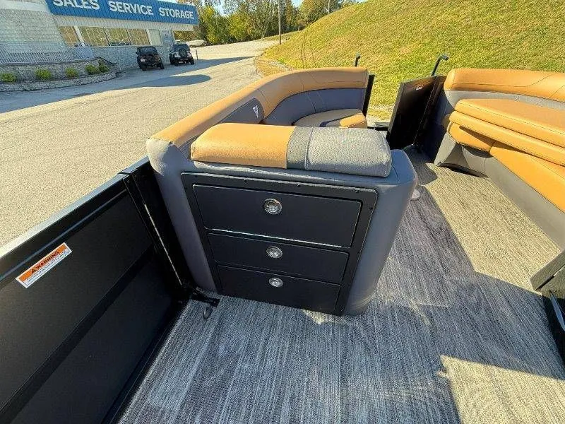 Slide: The Image of Viaggio Lago X22D 2026 - 18