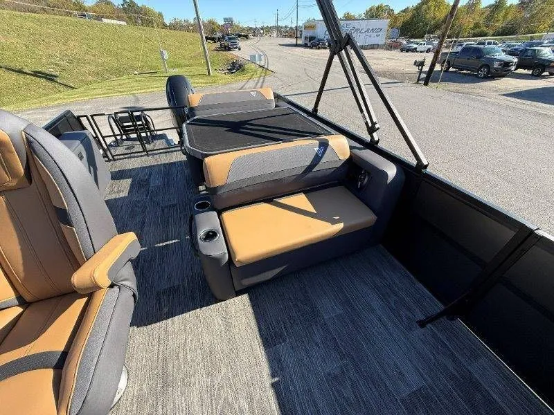 Slide: The Image of Viaggio Lago X22D 2026 - 21