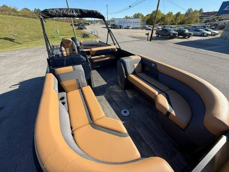 Slide: The Image of Viaggio Lago X22D 2026 - 39