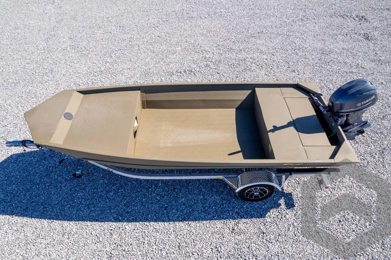 Slide: The Image of 2026 G3 1652 VBW boat on gravel, featuring Yamaha outboard motor. - 40