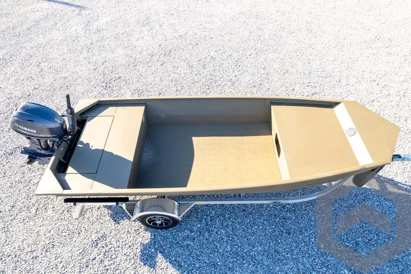 Slide: The Image of 2026 G3 1652 VBW boat with Yamaha motor on gravel surface. - 49