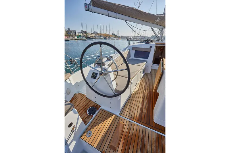 Slide: The Image of Manufacturer Provided Image: Manufacturer Provided Image - 15