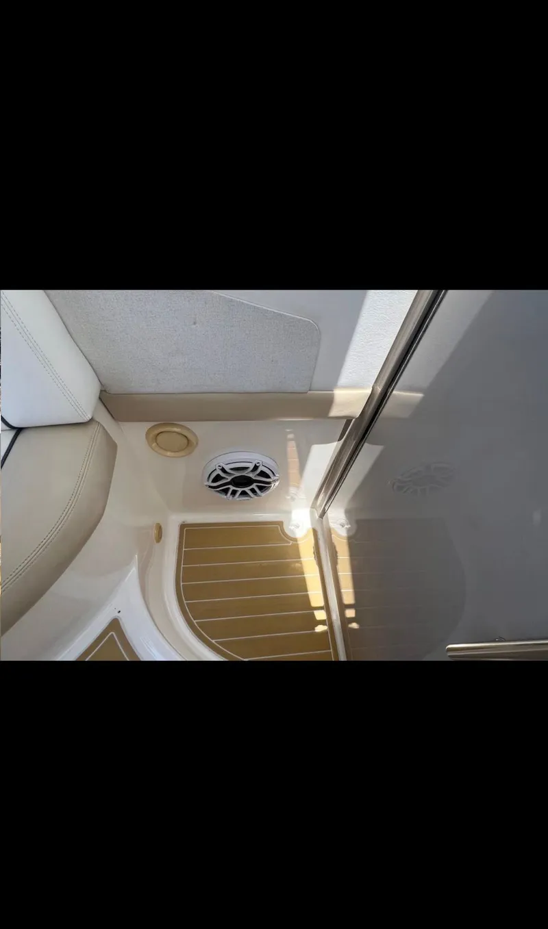 Slide: The Image of Sea Ray 290 Sundancer 2008 - 14