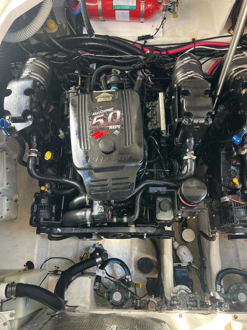 Slide: The Image of Sea Ray 290 Sundancer 2008 - 31