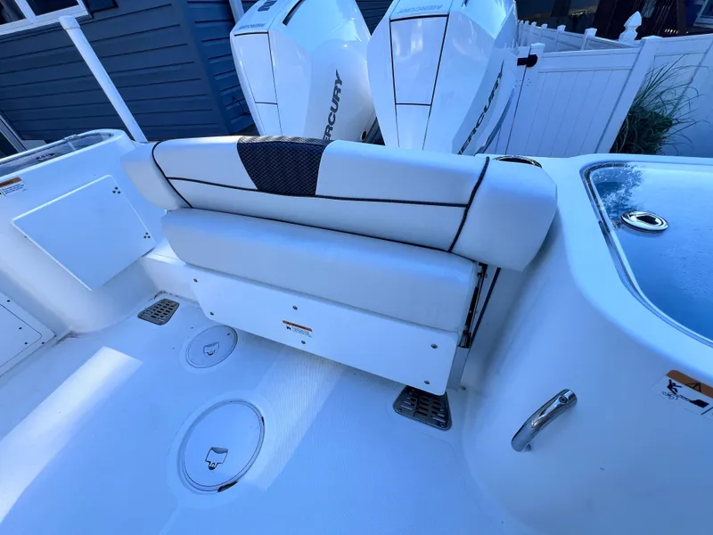 Slide: The Image of Wellcraft 262 Fisherman 2022 - 18